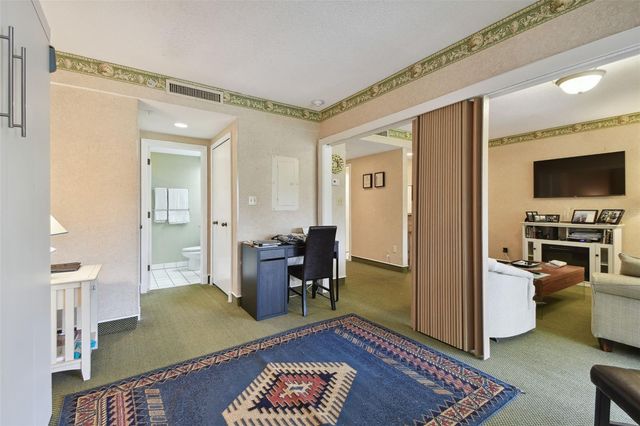 36750 US HIGHWAY 19 N 9-208, Palm Harbor, FL 34684