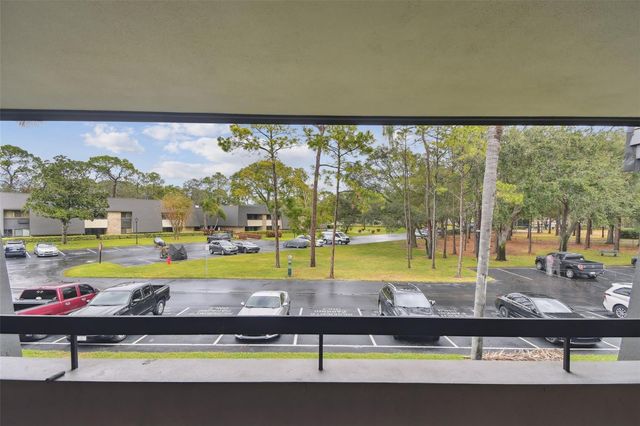 36750 US HIGHWAY 19 N 9-208, Palm Harbor, FL 34684