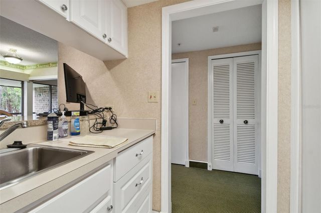 36750 US HIGHWAY 19 N 9-208, Palm Harbor, FL 34684