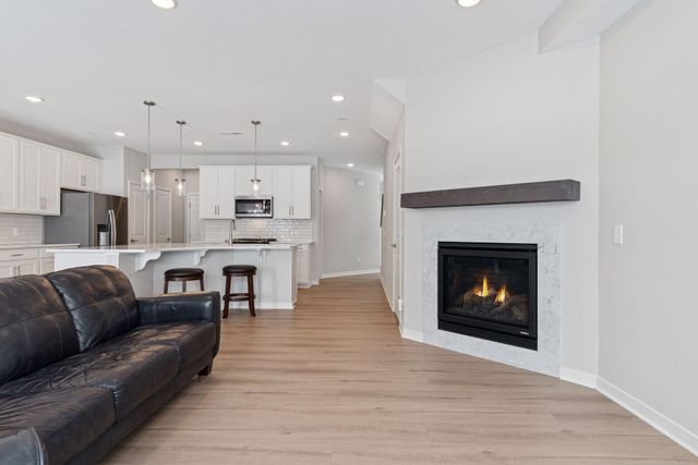 9560 4th Street N, Lake Elmo, MN 55042