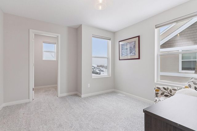 9560 4th Street N, Lake Elmo, MN 55042