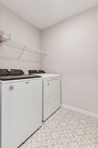 9560 4th Street N, Lake Elmo, MN 55042