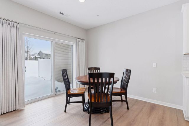 9560 4th Street N, Lake Elmo, MN 55042