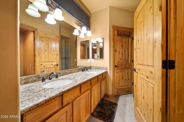 2011 N LAKE BREEZE Road, Lakeside, AZ 85929