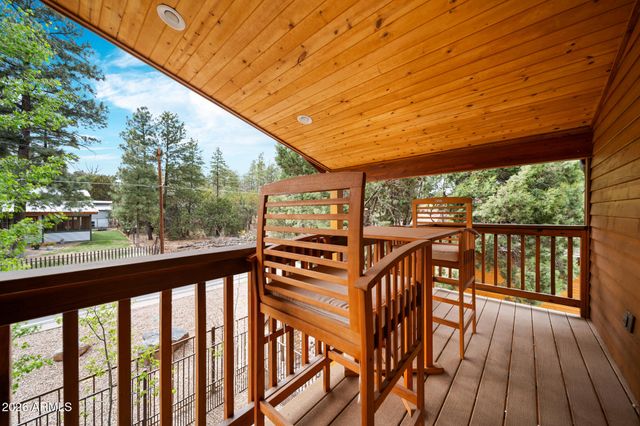 2011 N LAKE BREEZE Road, Lakeside, AZ 85929