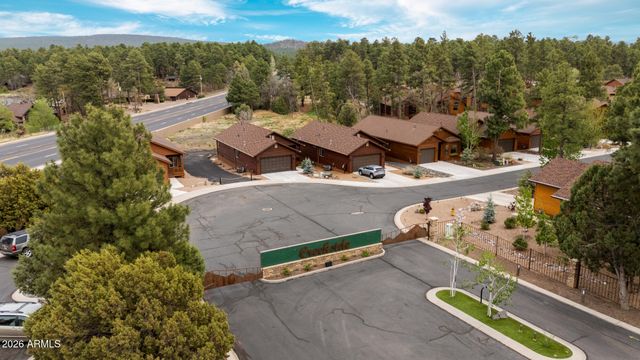 2011 N LAKE BREEZE Road, Lakeside, AZ 85929