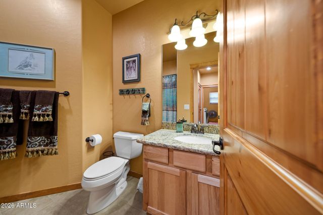 2011 N LAKE BREEZE Road, Lakeside, AZ 85929