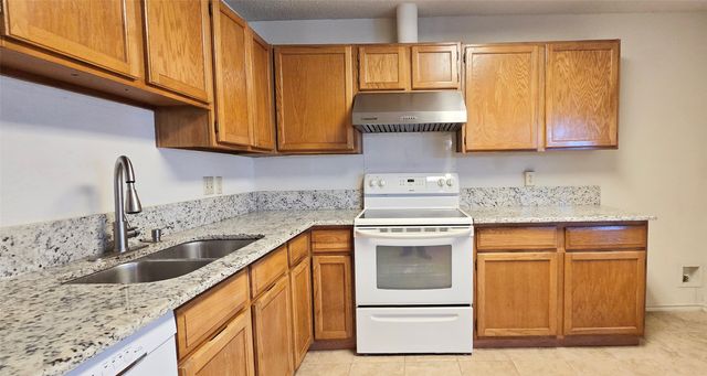 2224 Limestone Lane, Garland, TX 75040