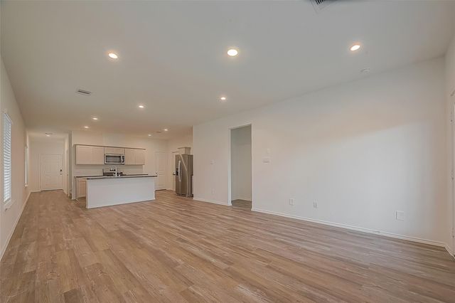 5630 Avalon Woods Drive, Spring, TX 77373