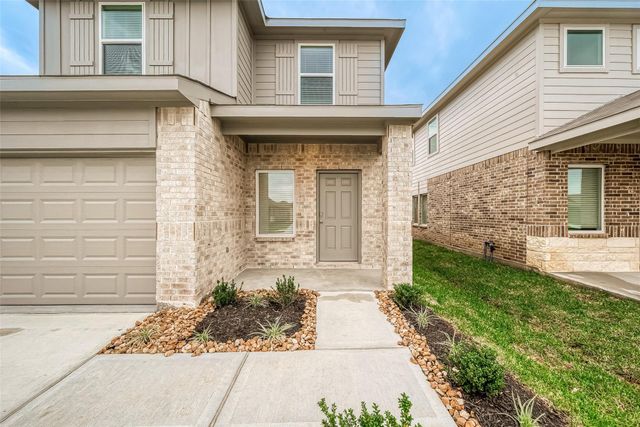 5630 Avalon Woods Drive, Spring, TX 77373