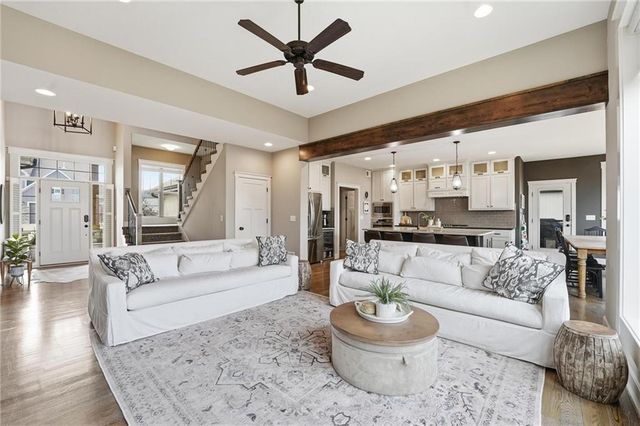 836 OLD HICKORY Road, Greenwood, MO 64034