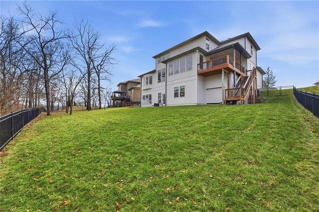 836 OLD HICKORY Road, Greenwood, MO 64034