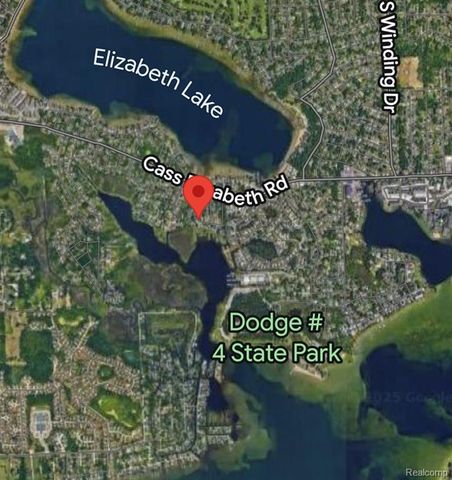 1071 Pelham Boulevard, Waterford, MI 48328