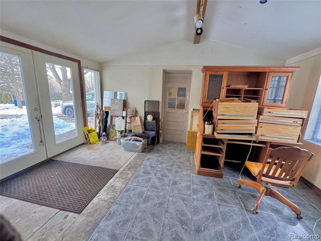 1071 Pelham Boulevard, Waterford, MI 48328