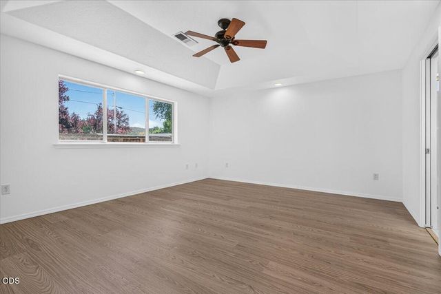 372 Sandi Way, Eagle Point, OR 97524