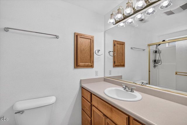 372 Sandi Way, Eagle Point, OR 97524
