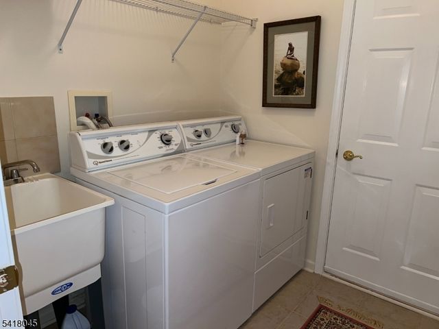 11 Stryker Rd, Franklin Twp., NJ 08873