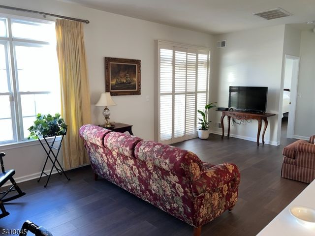 11 Stryker Rd, Franklin Twp., NJ 08873