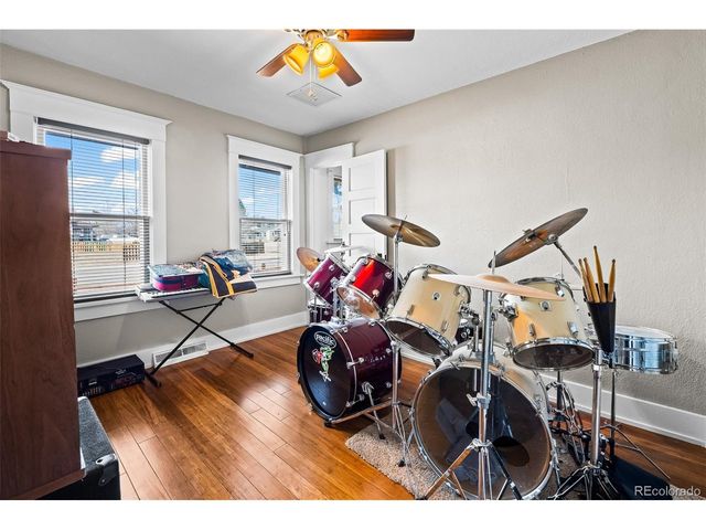 205 S 10th Ave, Brighton, CO 80601