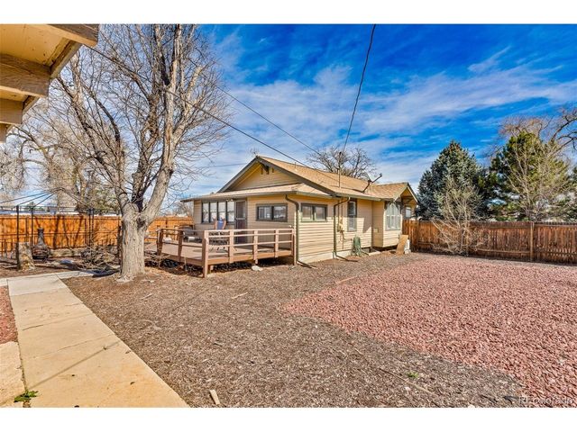 205 S 10th Ave, Brighton, CO 80601