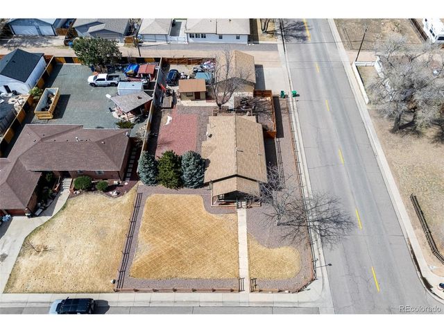 205 S 10th Ave, Brighton, CO 80601