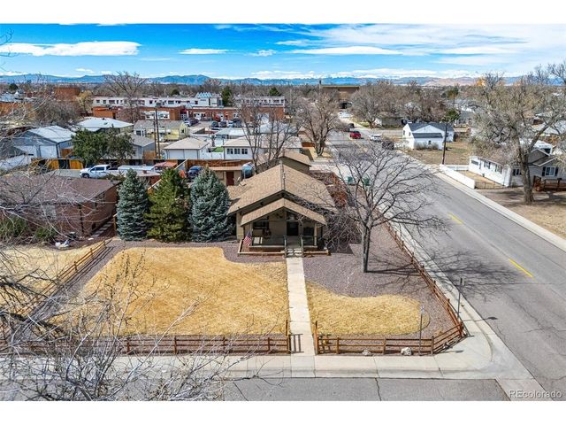 205 S 10th Ave, Brighton, CO 80601
