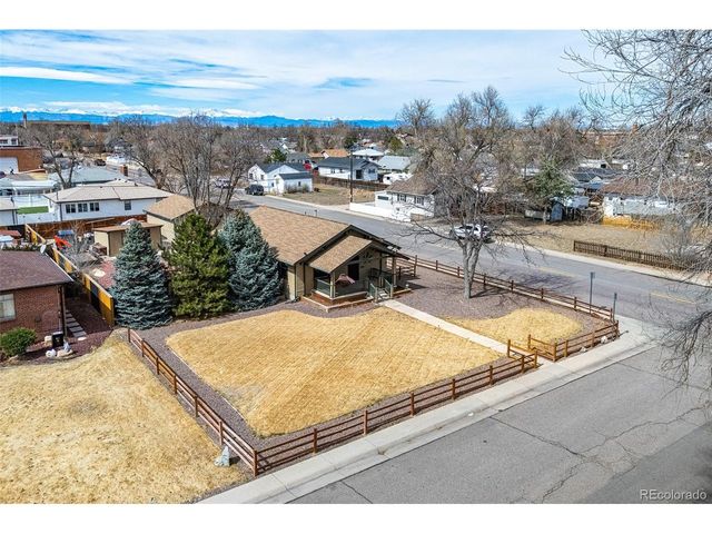 205 S 10th Ave, Brighton, CO 80601