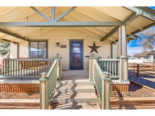 205 S 10th Ave, Brighton, CO 80601