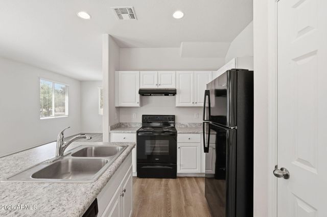 5437 W ALBENIZ Place, Phoenix, AZ 85043