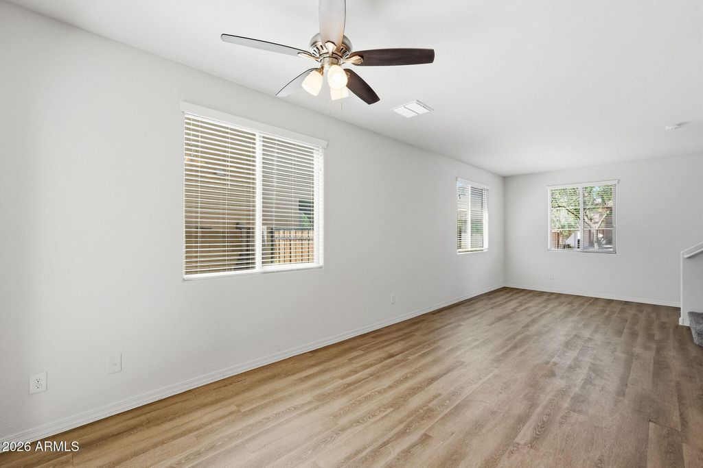 5437 W ALBENIZ Place, Phoenix, AZ 85043 — photo 5
