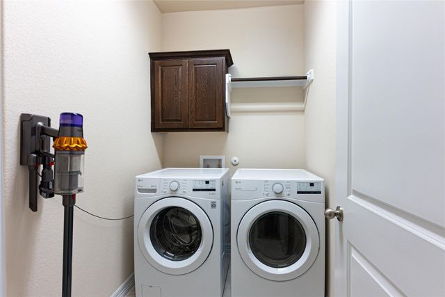 6800 Little Serenity CV, Jonestown, TX 78645