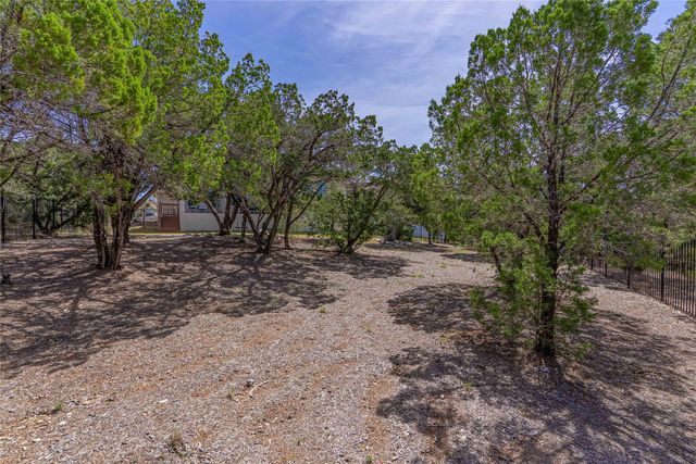 6800 Little Serenity CV, Jonestown, TX 78645