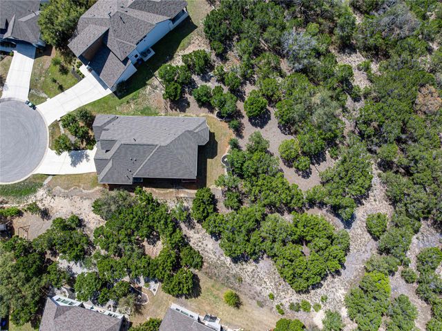 6800 Little Serenity CV, Jonestown, TX 78645