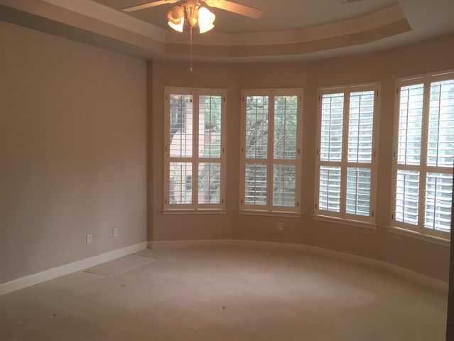 12 Treemont DR, Austin, TX 78746