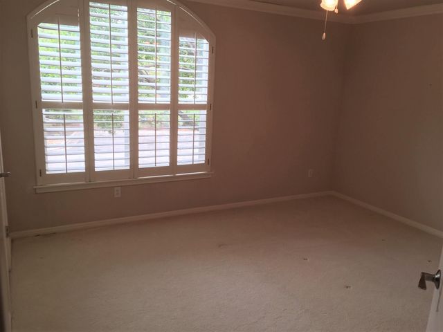 12 Treemont DR, Austin, TX 78746