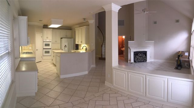 12 Treemont DR, Austin, TX 78746