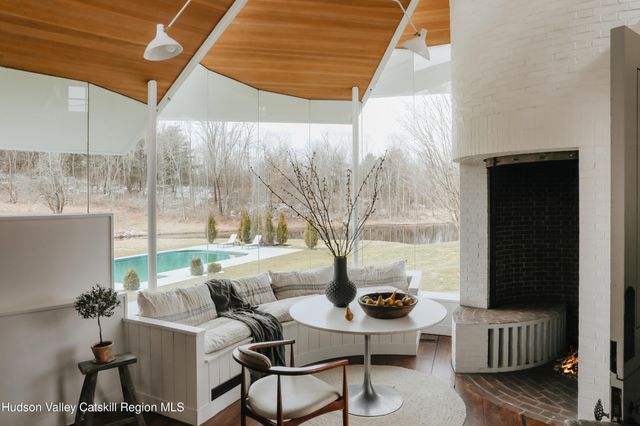 433 Rapp Road, Valatie, NY 12184