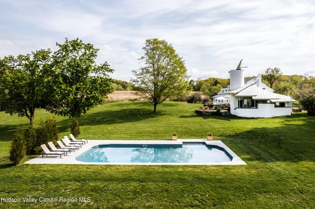 433 Rapp Road, Valatie, NY 12184