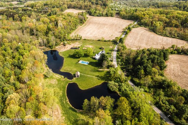 433 Rapp Road, Valatie, NY 12184