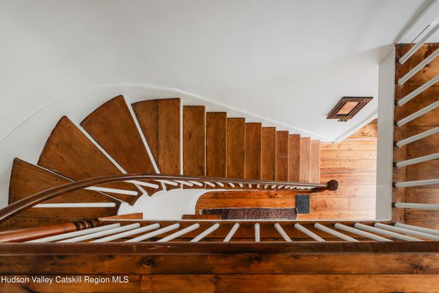 433 Rapp Road, Valatie, NY 12184