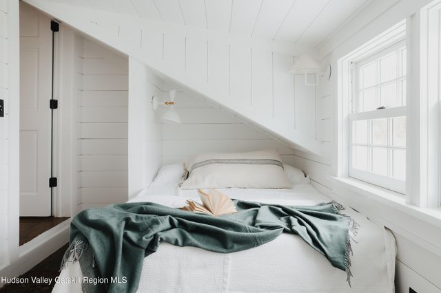 433 Rapp Road, Valatie, NY 12184