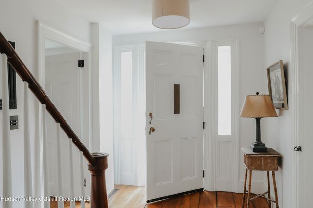 433 Rapp Road, Valatie, NY 12184