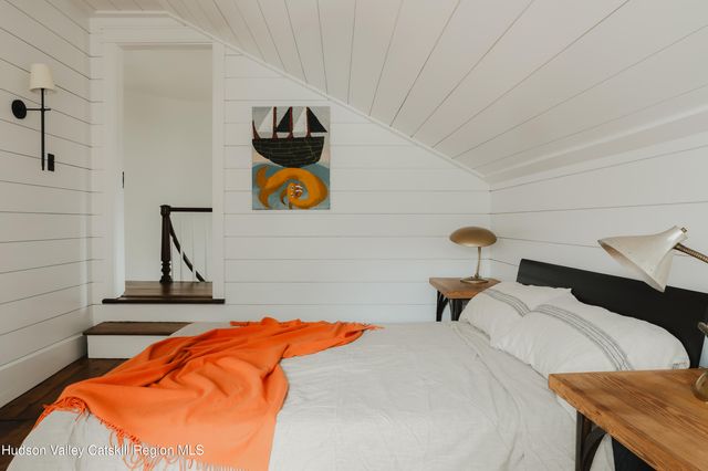 433 Rapp Road, Valatie, NY 12184