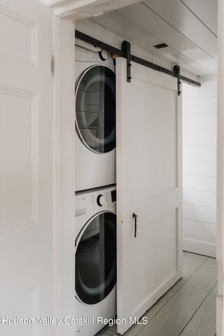 433 Rapp Road, Valatie, NY 12184