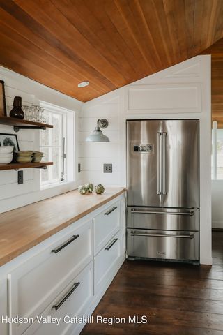 433 Rapp Road, Valatie, NY 12184