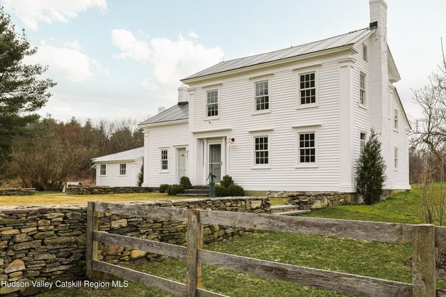 433 Rapp Road, Valatie, NY 12184