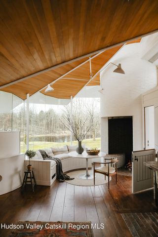 433 Rapp Road, Valatie, NY 12184