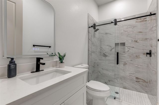 120 N Pohakea DR, Bastrop, TX 78602