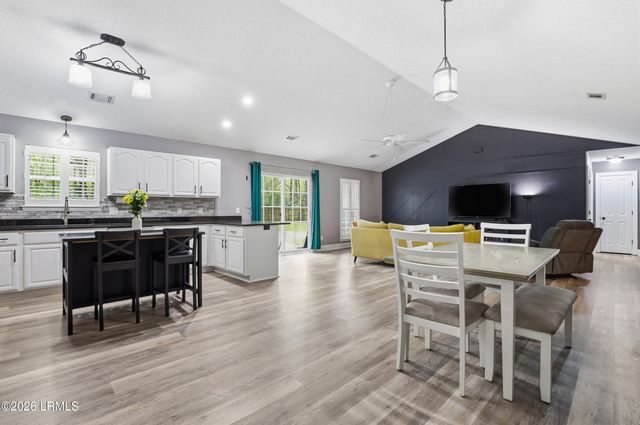 9 Wellena Court, Beaufort, SC 29906