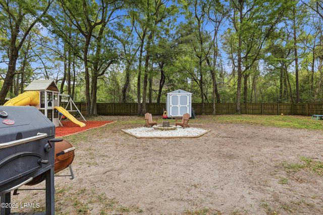 9 Wellena Court, Beaufort, SC 29906